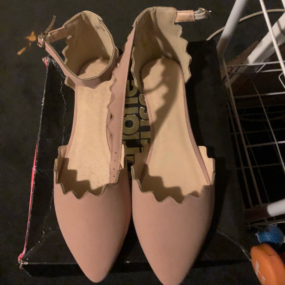 Nude sandals